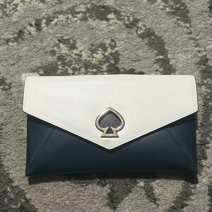 Kate Spade black and White Wristlet handbag authentic never used brand new